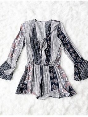 Leith Boho Floral Paisley Print Romper Bell Sleeve Tie Front Size S